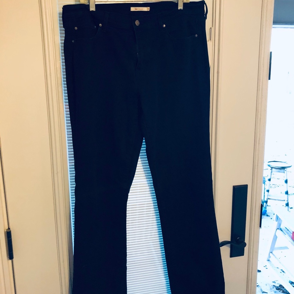 Levi’s black 505 straight leg jeans